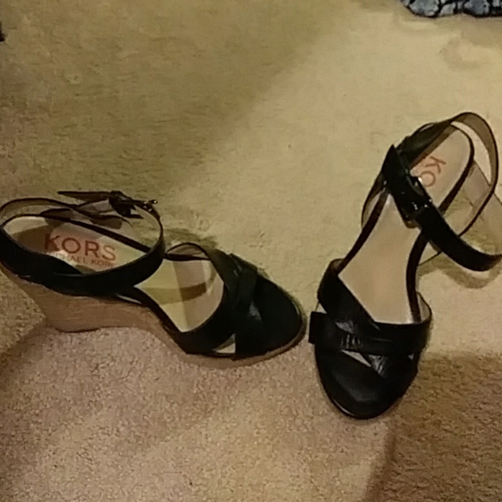 Michael kors sandles